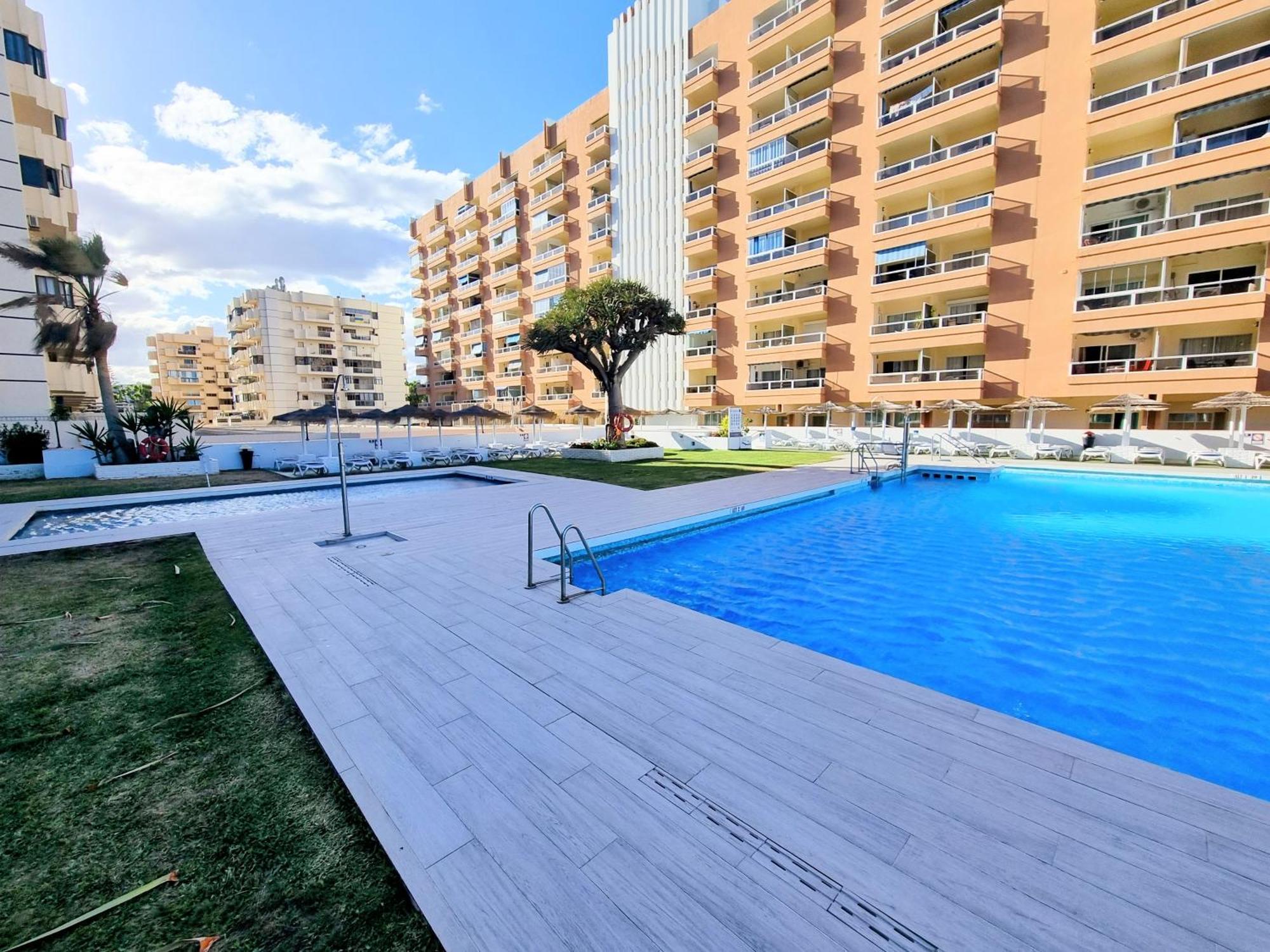 Pyr Beach And Pool Studio I Fuengirola Exterior photo